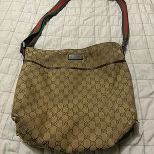 Vintage Gucci crossbody bag
